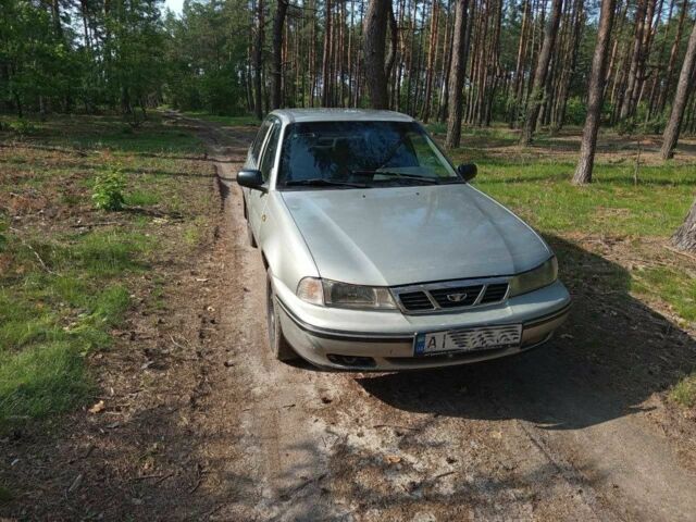 Серый Дэу Нексия, объемом двигателя 1.5 л и пробегом 361 тыс. км за 950 $, фото 1 на Automoto.ua