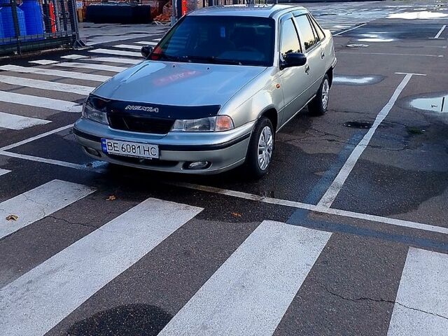 Сірий Деу Нексія, об'ємом двигуна 1.6 л та пробігом 266 тис. км за 1500 $, фото 1 на Automoto.ua