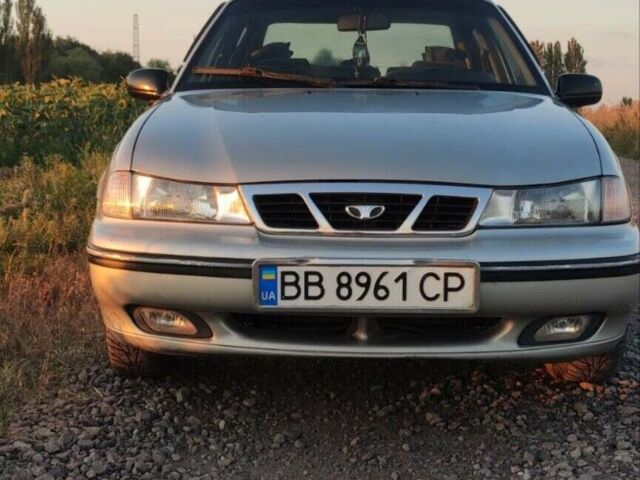 Сірий Деу Нексія, об'ємом двигуна 1.5 л та пробігом 190 тис. км за 1450 $, фото 1 на Automoto.ua