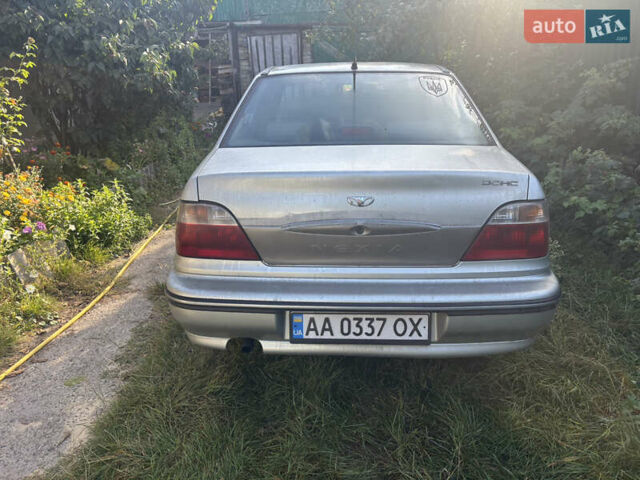 Серый Дэу Нексия, объемом двигателя 1.5 л и пробегом 273 тыс. км за 1000 $, фото 1 на Automoto.ua