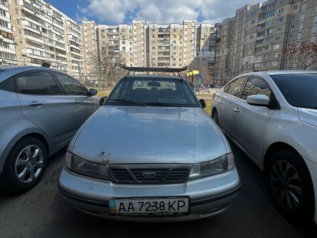 Серый Дэу Нексия, объемом двигателя 1.5 л и пробегом 250 тыс. км за 1000 $, фото 1 на Automoto.ua