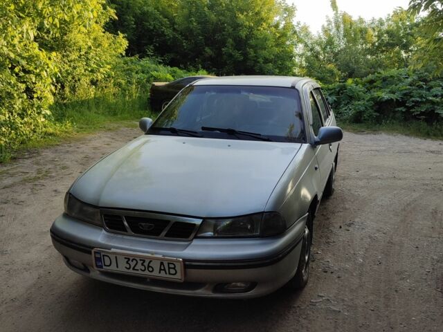 Сірий Деу Нексія, об'ємом двигуна 1.5 л та пробігом 387 тис. км за 1100 $, фото 1 на Automoto.ua