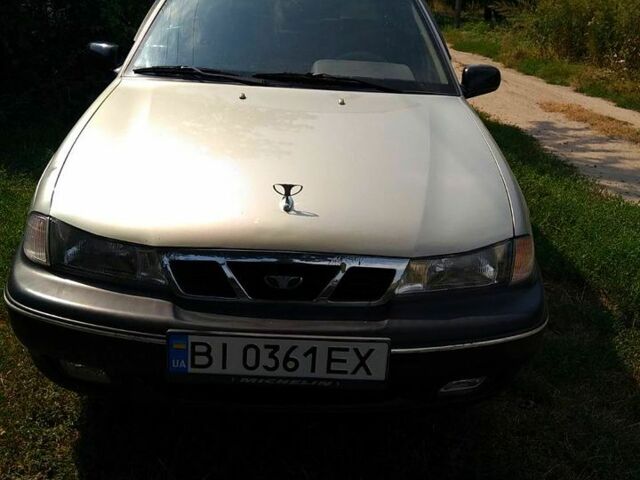 Сірий Деу Нексія, об'ємом двигуна 1.5 л та пробігом 147 тис. км за 2300 $, фото 1 на Automoto.ua