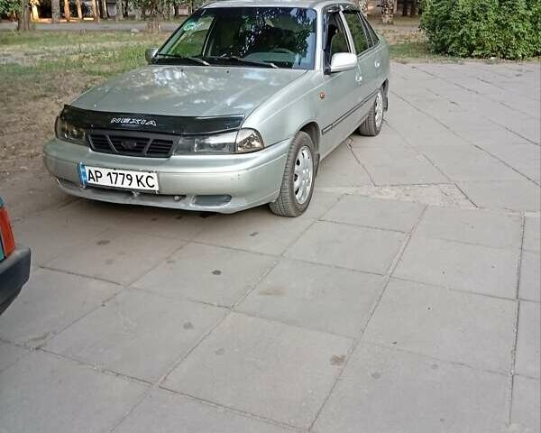 Серый Дэу Нексия, объемом двигателя 1.5 л и пробегом 205 тыс. км за 2100 $, фото 1 на Automoto.ua
