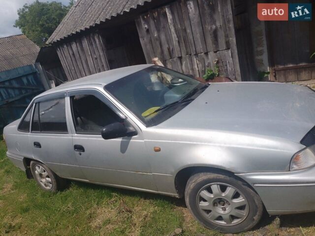 Сірий Деу Нексія, об'ємом двигуна 1.5 л та пробігом 270 тис. км за 800 $, фото 1 на Automoto.ua