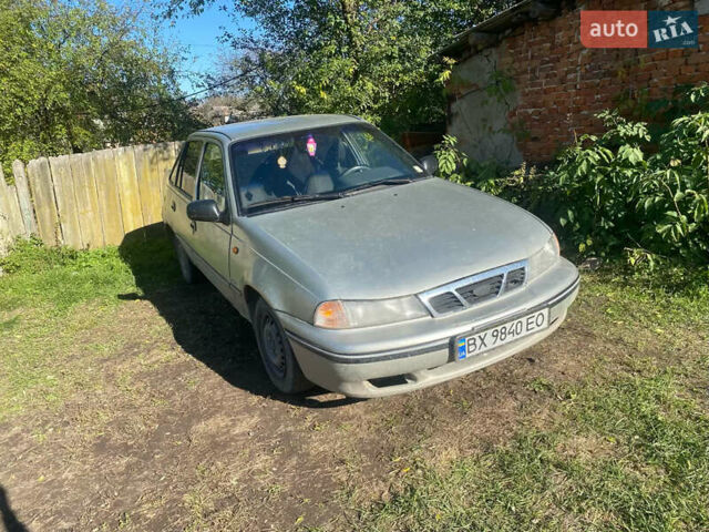 Серый Дэу Нексия, объемом двигателя 1.5 л и пробегом 211 тыс. км за 850 $, фото 1 на Automoto.ua