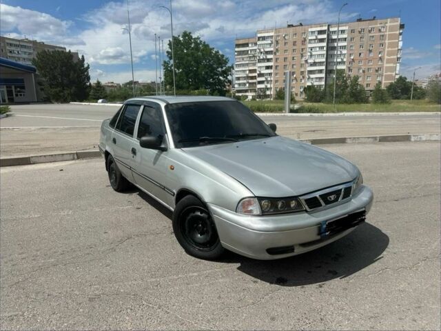 Серый Дэу Нексия, объемом двигателя 1.5 л и пробегом 1 тыс. км за 1454 $, фото 1 на Automoto.ua