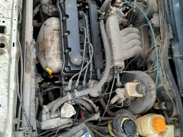 Сірий Деу Нексія, об'ємом двигуна 1.5 л та пробігом 0 тис. км за 1000 $, фото 1 на Automoto.ua