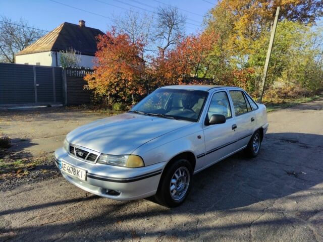 Деу Нексія 2007 у Синельниковом на Automoto.ua Сірий Деу Нексія, об'ємом двигуна 1.5 л та пробігом 1 тис. км за 1595 $, фото 1 на Automoto.ua