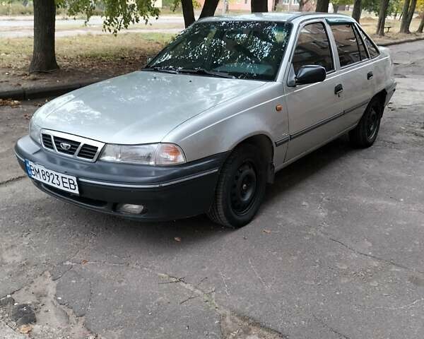 Серый Дэу Нексия, объемом двигателя 1.5 л и пробегом 268 тыс. км за 1850 $, фото 1 на Automoto.ua