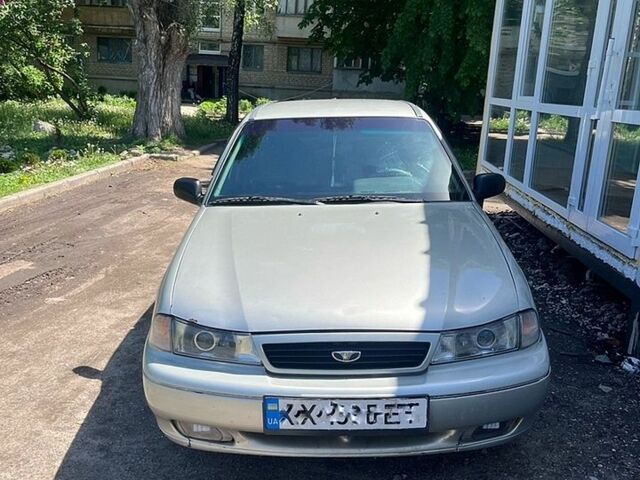 Серый Дэу Нексия, объемом двигателя 1.5 л и пробегом 250 тыс. км за 1400 $, фото 1 на Automoto.ua