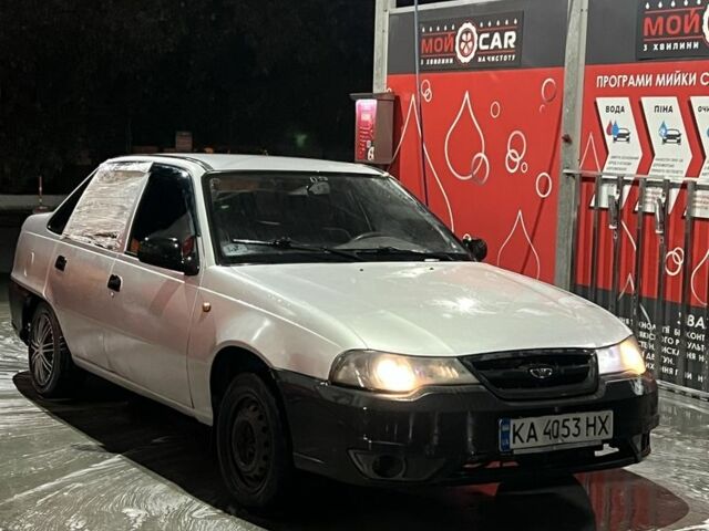 Серый Дэу Нексия, объемом двигателя 1.5 л и пробегом 280 тыс. км за 1004 $, фото 1 на Automoto.ua