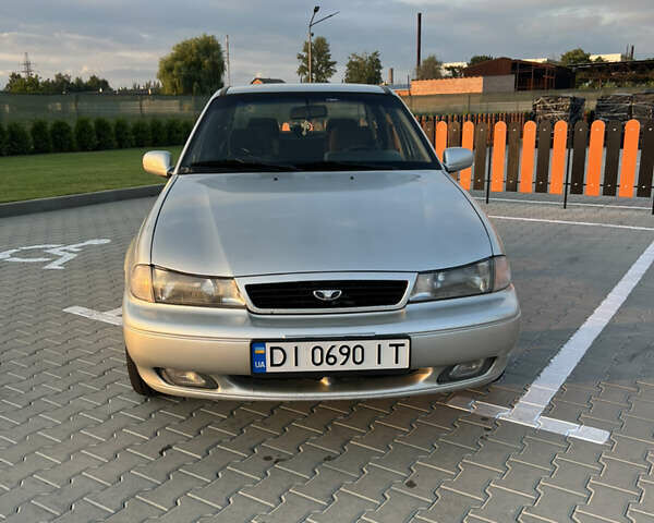 Сірий Деу Нексія, об'ємом двигуна 1.5 л та пробігом 300 тис. км за 1850 $, фото 1 на Automoto.ua