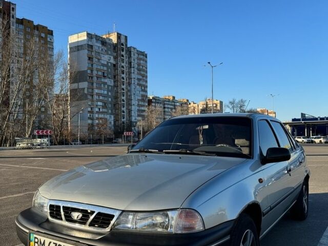 Серый Дэу Нексия, объемом двигателя 1.5 л и пробегом 51 тыс. км за 3800 $, фото 1 на Automoto.ua