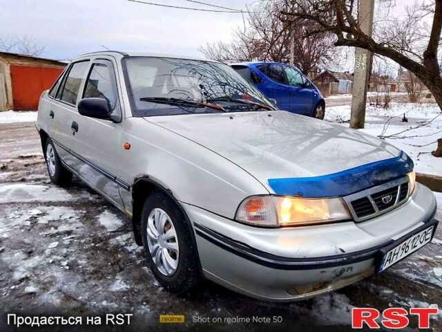 Серый Дэу Нексия, объемом двигателя 1.5 л и пробегом 22000 тыс. км за 1500 $, фото 1 на Automoto.ua