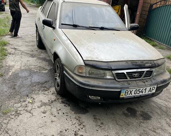 Сірий Деу Нексія, об'ємом двигуна 0 л та пробігом 71 тис. км за 2600 $, фото 1 на Automoto.ua