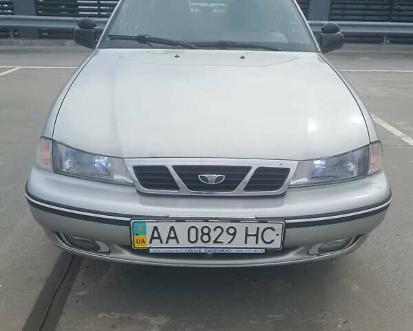 Сірий Деу Нексія, об'ємом двигуна 1.5 л та пробігом 125 тис. км за 999 $, фото 1 на Automoto.ua