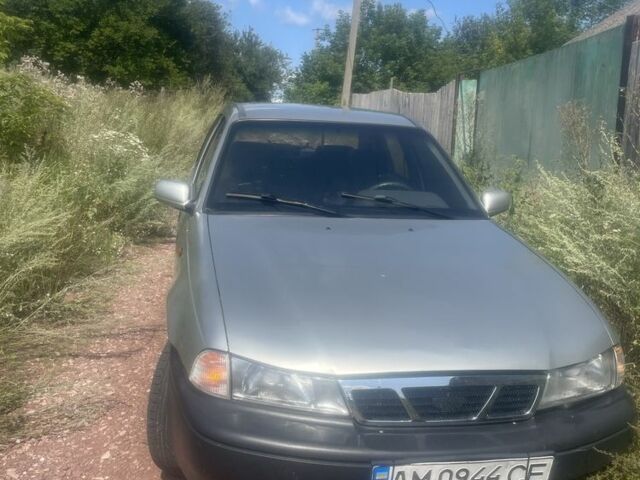 Деу Нексія 2008 у Яворове на Automoto.ua Сірий Деу Нексія, об'ємом двигуна 1.5 л та пробігом 1000 тис. км за 850 $, фото 1 на Automoto.ua