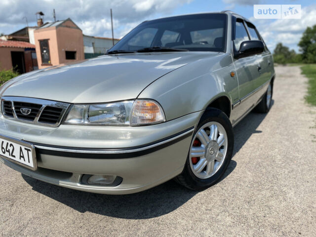 Сірий Деу Нексія, об'ємом двигуна 1.5 л та пробігом 35 тис. км за 4100 $, фото 1 на Automoto.ua
