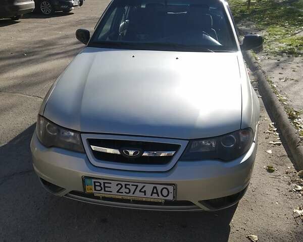 Серый Дэу Нексия, объемом двигателя 1.5 л и пробегом 69 тыс. км за 3000 $, фото 1 на Automoto.ua