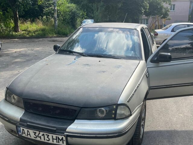 Сірий Деу Нексія, об'ємом двигуна 1.5 л та пробігом 300 тис. км за 1700 $, фото 1 на Automoto.ua