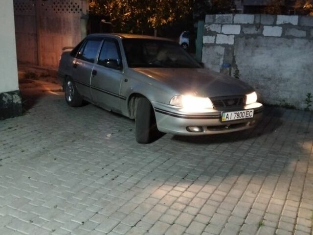 Сірий Деу Нексія, об'ємом двигуна 0 л та пробігом 100 тис. км за 1500 $, фото 1 на Automoto.ua