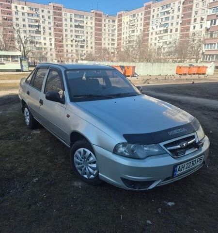 Серый Дэу Нексия, объемом двигателя 1.6 л и пробегом 238 тыс. км за 1800 $, фото 1 на Automoto.ua