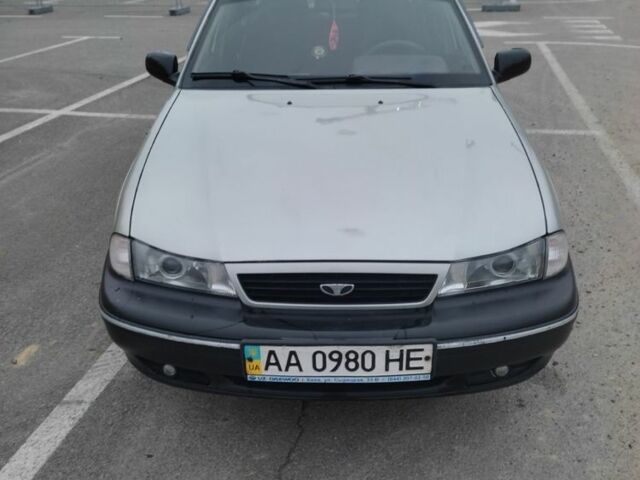 Сірий Деу Нексія, об'ємом двигуна 1.5 л та пробігом 294 тис. км за 2000 $, фото 1 на Automoto.ua