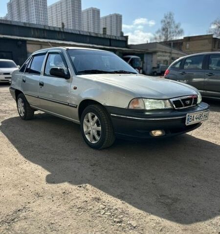 Сірий Деу Нексія, об'ємом двигуна 1.6 л та пробігом 110 тис. км за 1900 $, фото 1 на Automoto.ua