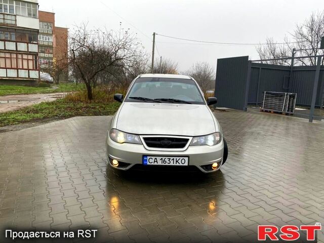 Серый Дэу Нексия, объемом двигателя 1.5 л и пробегом 205 тыс. км за 2600 $, фото 1 на Automoto.ua