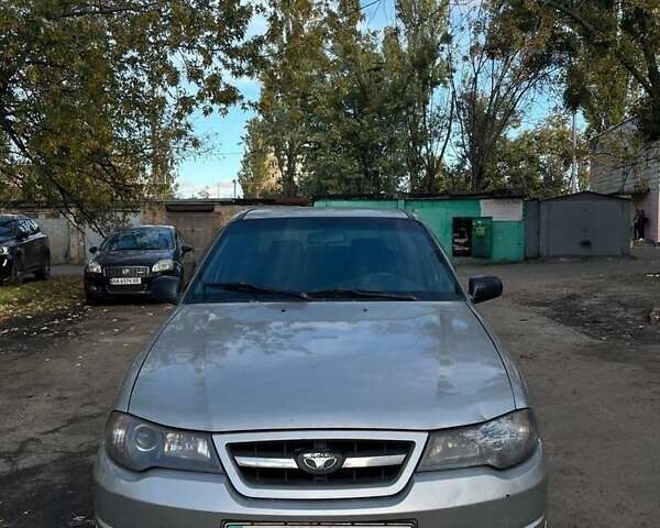 Серый Дэу Нексия, объемом двигателя 1.5 л и пробегом 227 тыс. км за 1800 $, фото 1 на Automoto.ua