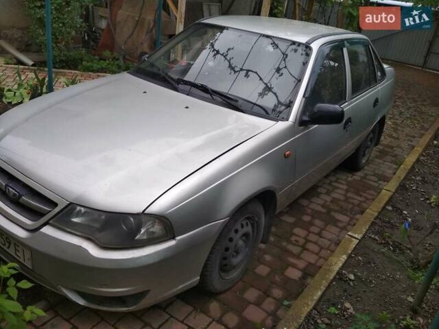Серый Дэу Нексия, объемом двигателя 1.5 л и пробегом 165 тыс. км за 1600 $, фото 1 на Automoto.ua
