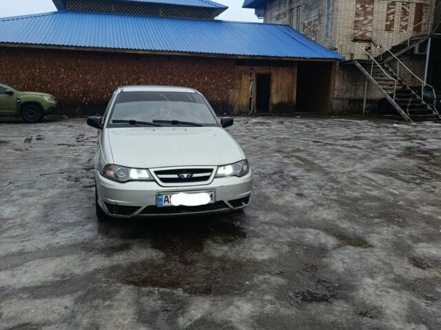 Серый Дэу Нексия, объемом двигателя 0 л и пробегом 174 тыс. км за 2500 $, фото 1 на Automoto.ua