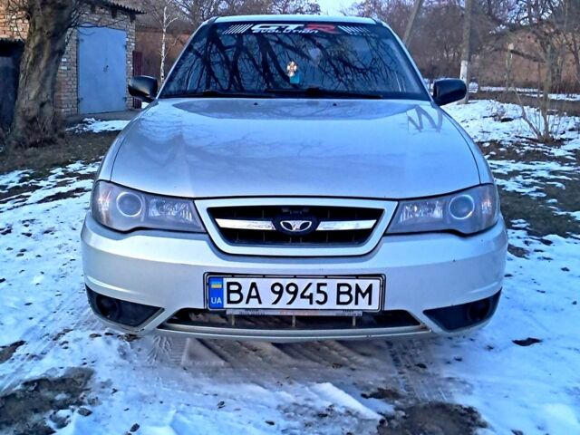 Сірий Деу Нексія, об'ємом двигуна 1.5 л та пробігом 150 тис. км за 2700 $, фото 1 на Automoto.ua