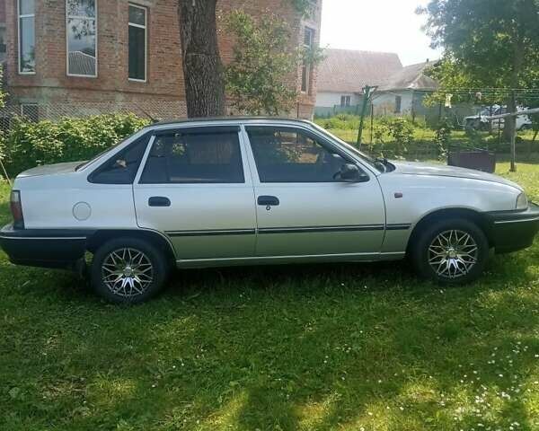 Серый Дэу Нексия, объемом двигателя 1.5 л и пробегом 240 тыс. км за 1893 $, фото 1 на Automoto.ua