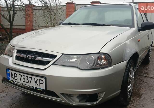 Серый Дэу Нексия, объемом двигателя 1.5 л и пробегом 246 тыс. км за 1350 $, фото 1 на Automoto.ua