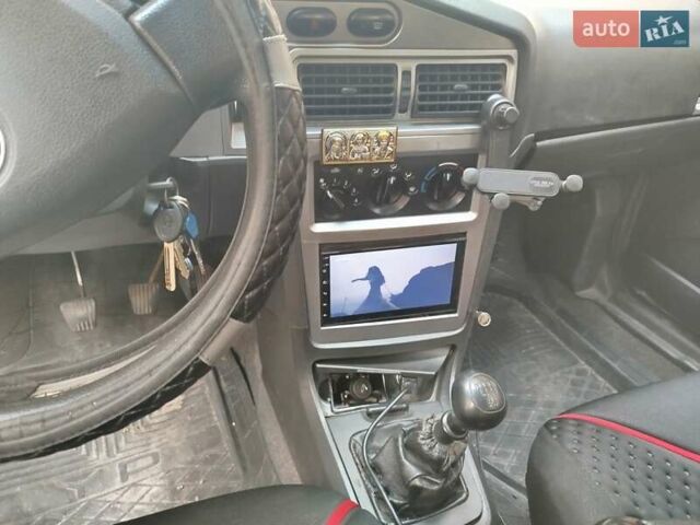 Серый Дэу Нексия, объемом двигателя 1.6 л и пробегом 213 тыс. км за 1666 $, фото 1 на Automoto.ua