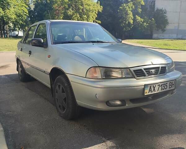 Серый Дэу Нексия, объемом двигателя 1.5 л и пробегом 271 тыс. км за 1500 $, фото 1 на Automoto.ua