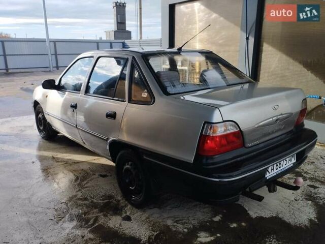 Деу Нексія 2008 у Кривому Розі на Automoto.ua Сірий Деу Нексія, об'ємом двигуна 1.5 л та пробігом 100 тис. км за 1187 $, фото 1 на Automoto.ua