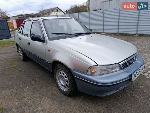 Серый Дэу Нексия, объемом двигателя 1.5 л и пробегом 112 тыс. км за 970 $, фото 1 на Automoto.ua