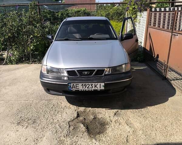 Сірий Деу Нексія, об'ємом двигуна 1.5 л та пробігом 96 тис. км за 2800 $, фото 1 на Automoto.ua