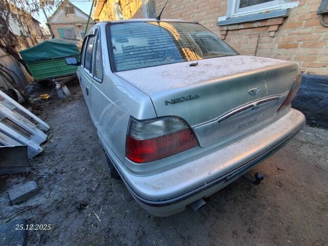 Серый Дэу Нексия, объемом двигателя 1.6 л и пробегом 180 тыс. км за 900 $, фото 1 на Automoto.ua