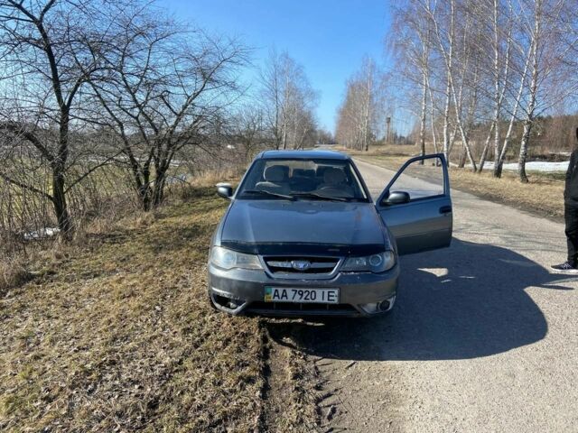 Серый Дэу Нексия, объемом двигателя 0 л и пробегом 260 тыс. км за 1300 $, фото 1 на Automoto.ua