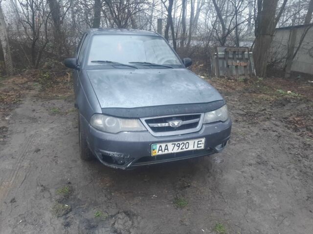 Серый Дэу Нексия, объемом двигателя 0 л и пробегом 200 тыс. км за 399 $, фото 1 на Automoto.ua