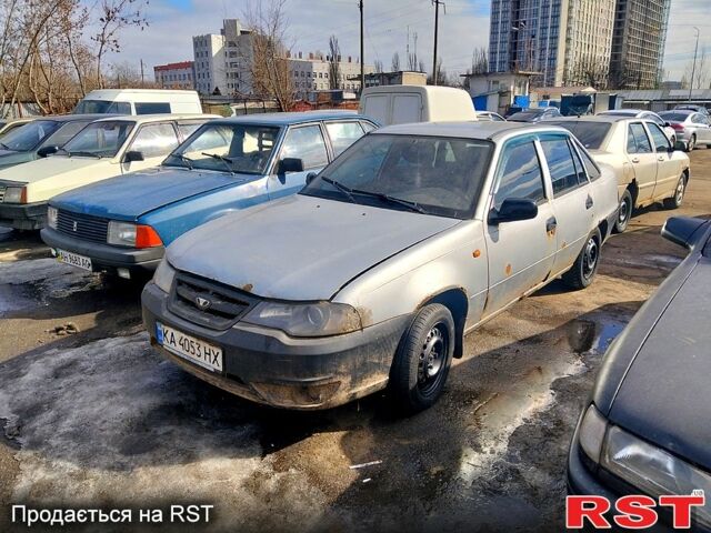 Серый Дэу Нексия, объемом двигателя 1.5 л и пробегом 213 тыс. км за 850 $, фото 1 на Automoto.ua