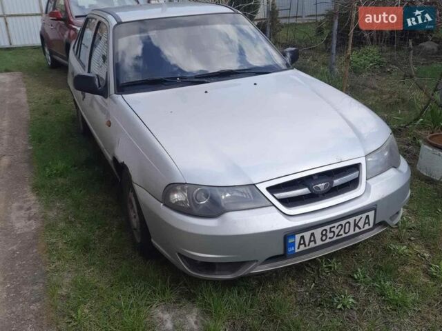 Сірий Деу Нексія, об'ємом двигуна 1.6 л та пробігом 230 тис. км за 2100 $, фото 1 на Automoto.ua