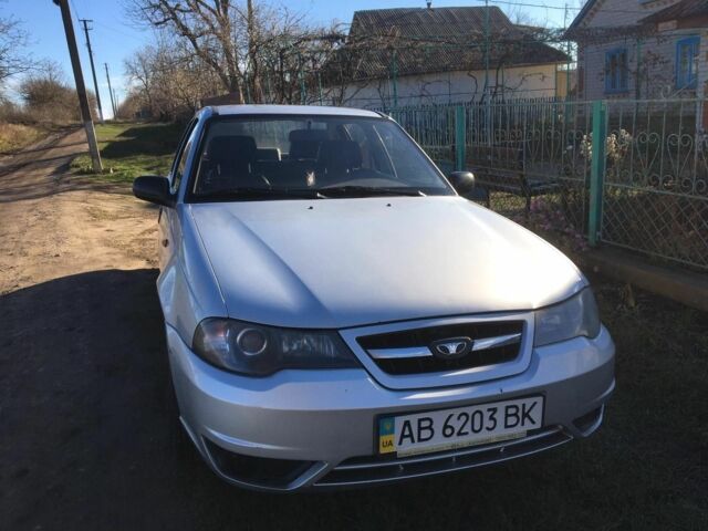 Серый Дэу Нексия, объемом двигателя 1.5 л и пробегом 141 тыс. км за 2300 $, фото 1 на Automoto.ua