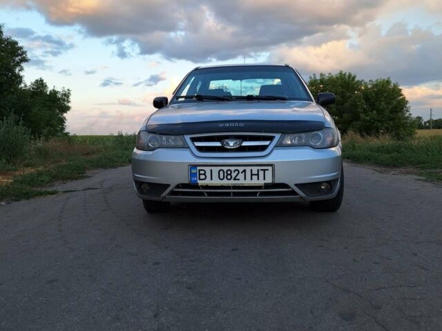 Сірий Деу Нексія, об'ємом двигуна 1.6 л та пробігом 193 тис. км за 3000 $, фото 1 на Automoto.ua