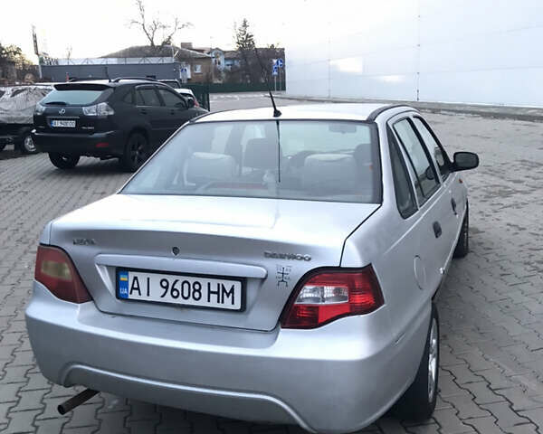 Серый Дэу Нексия, объемом двигателя 1.5 л и пробегом 500 тыс. км за 1100 $, фото 1 на Automoto.ua