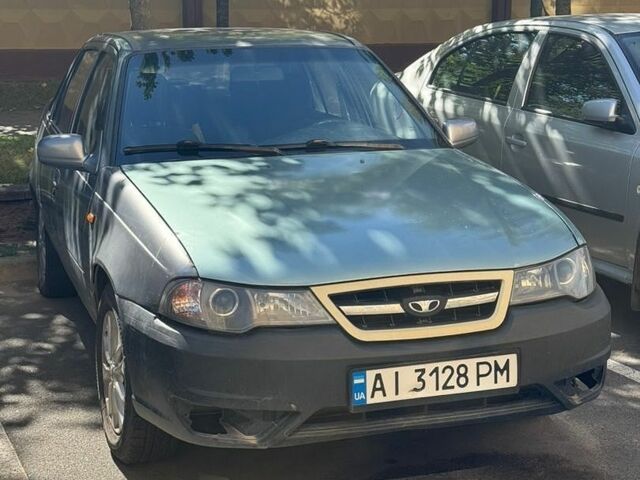 Серый Дэу Нексия, объемом двигателя 1.5 л и пробегом 272 тыс. км за 1700 $, фото 1 на Automoto.ua